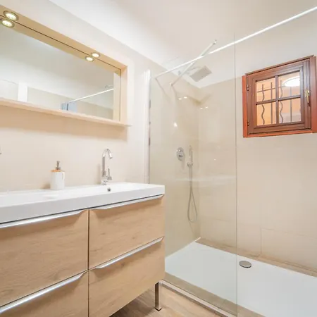 Charming Saint-Jean-Cap-Ferrat