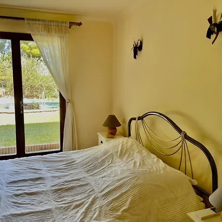 Villa Charming
